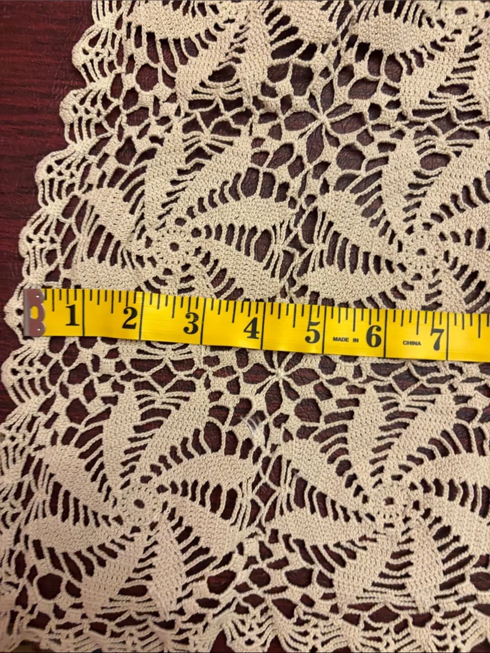 Vintage Tan/cream lace table cloth approx 88x62 inches